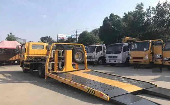 阿荣旗汽车中途维修案例